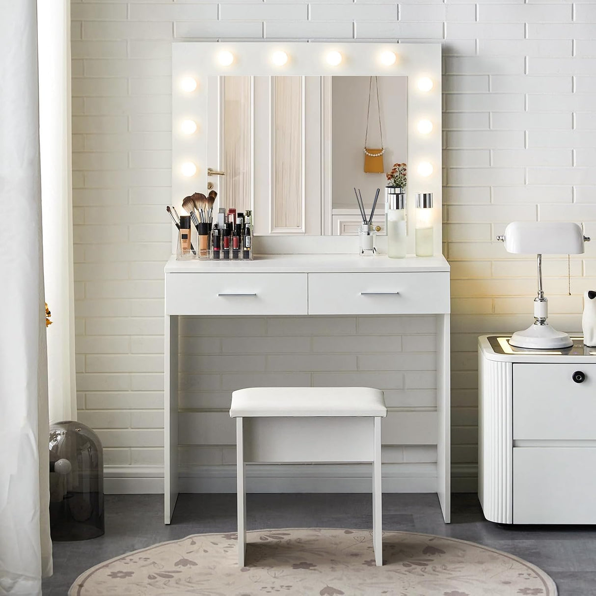 Tocador con espejo y luces LED