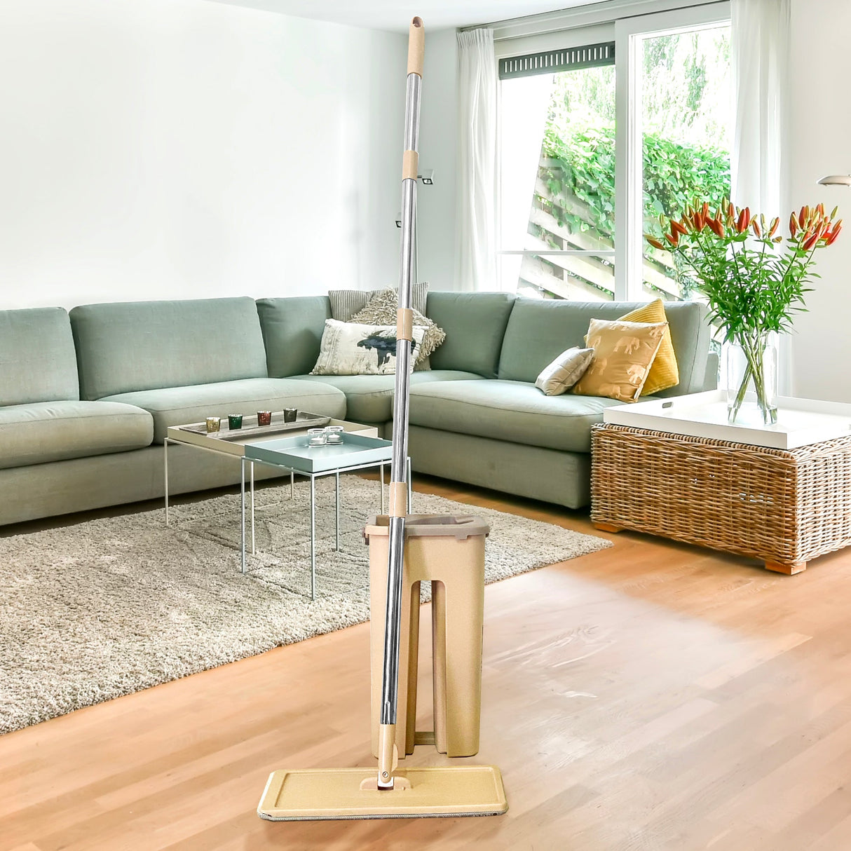 Fregona Mopa Extraplana con cubo escurridor y Mopas de microfribra. - Nyana Store